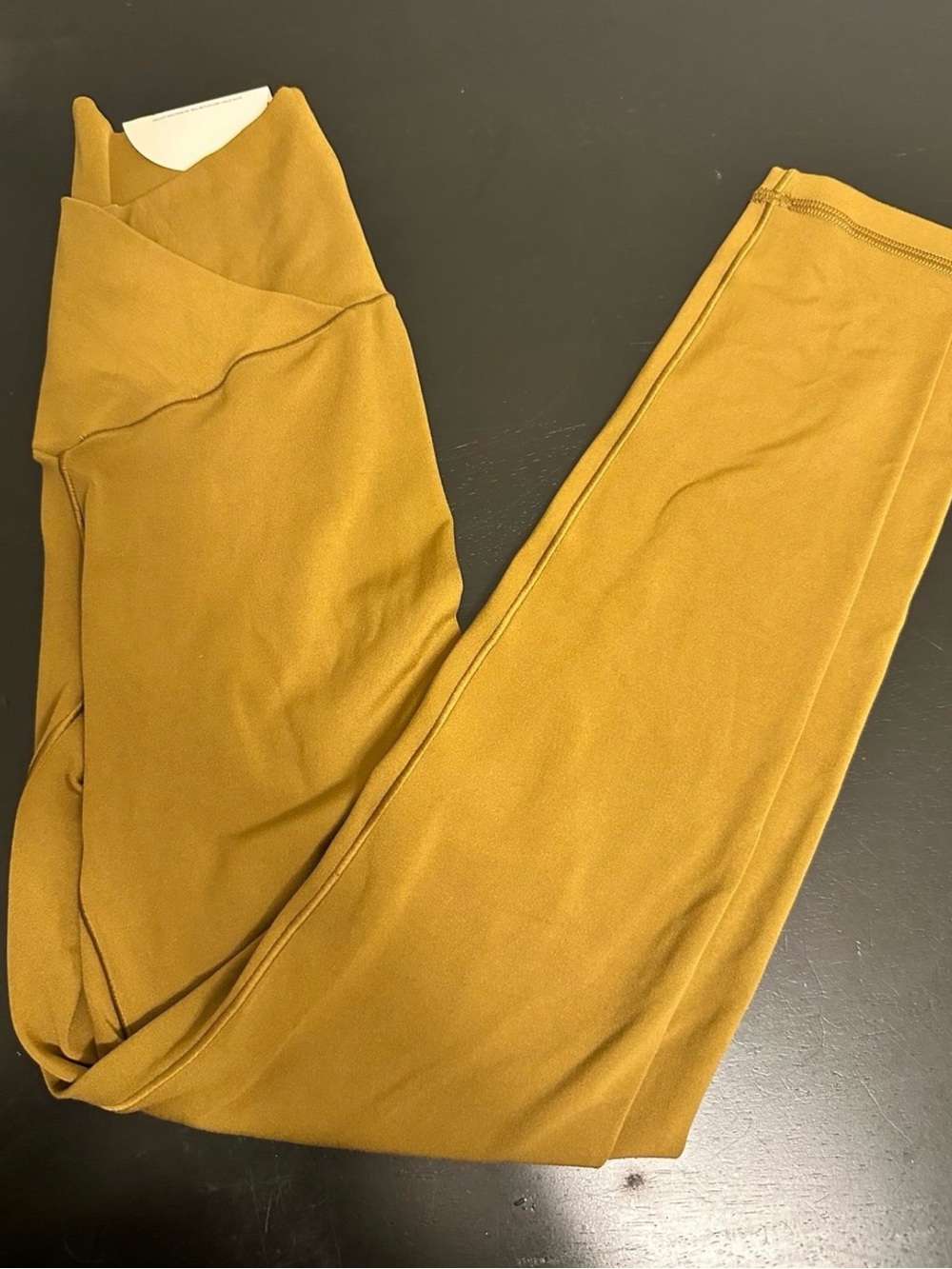 aerie High-Waist Leggings in Mustard